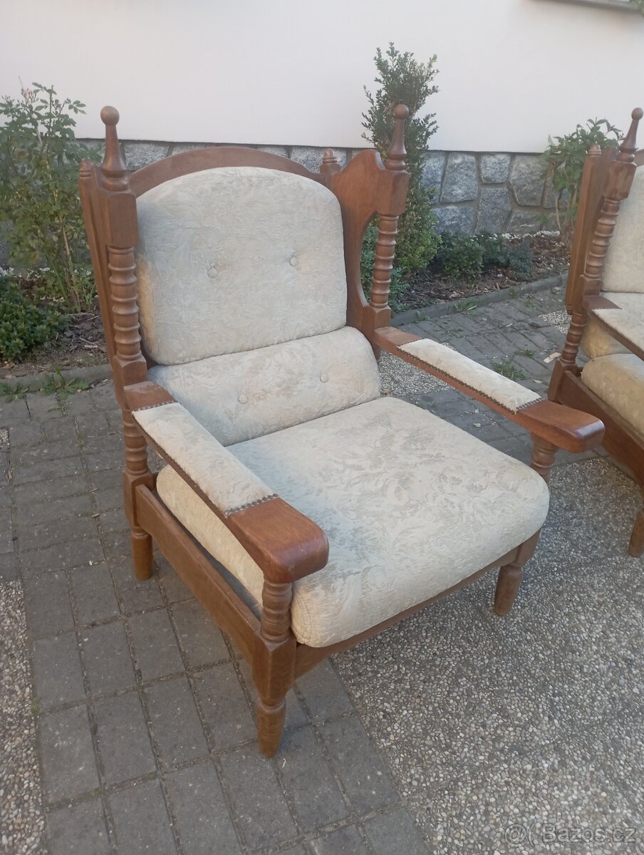 Masivní rustikální kresla - 2