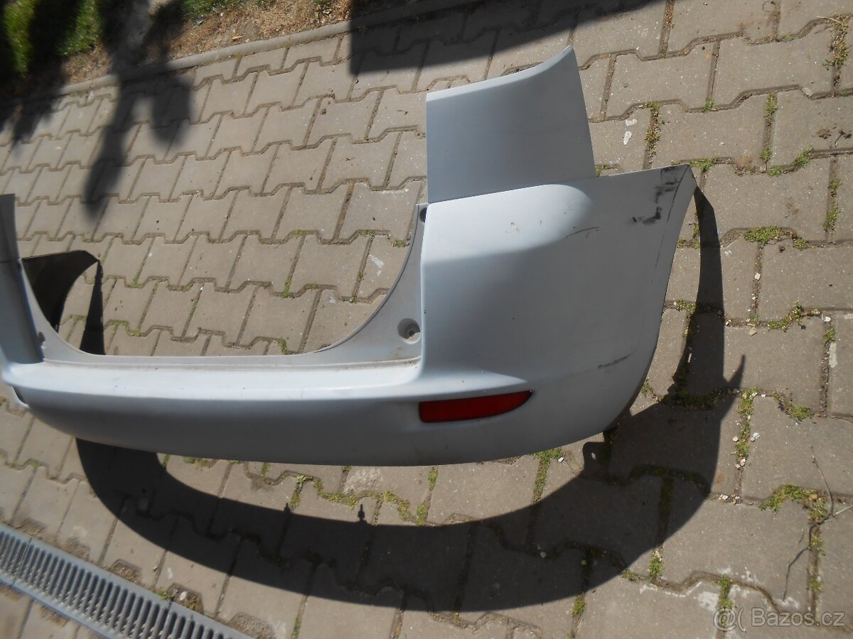 MAZDA 2 ZADNI NÁRAZNÍK NA MODEL 2003-2007 - 2