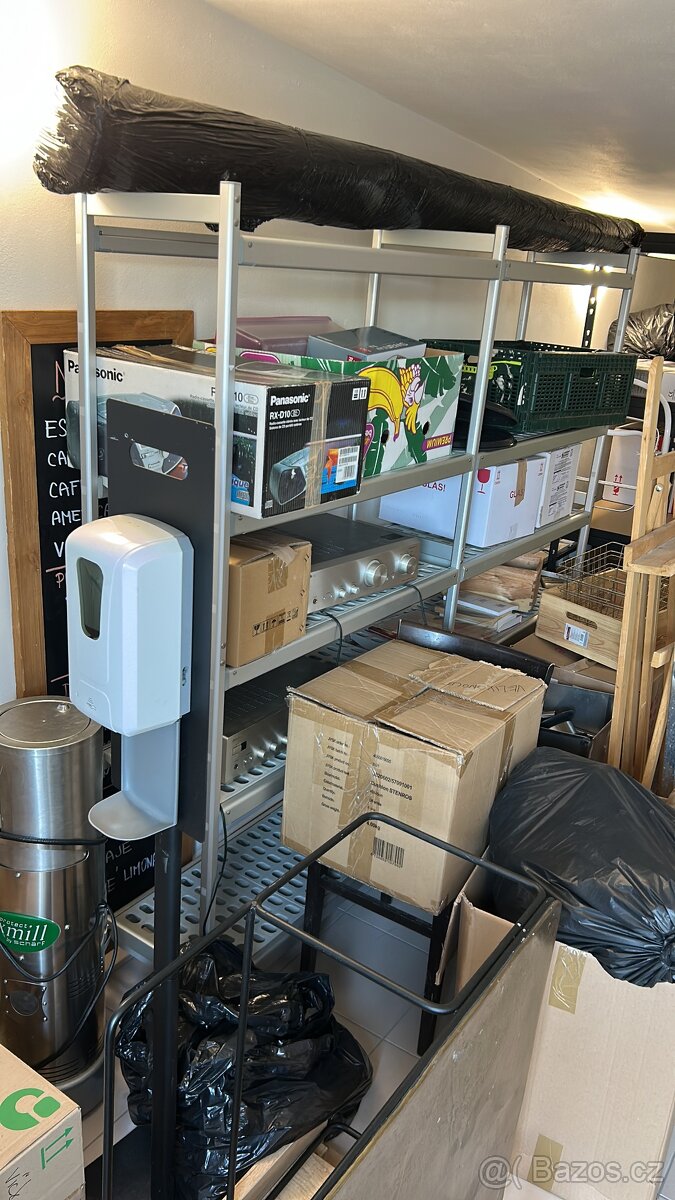 Garážový prodej nábytek a inventář do kavárny/gastra - 2