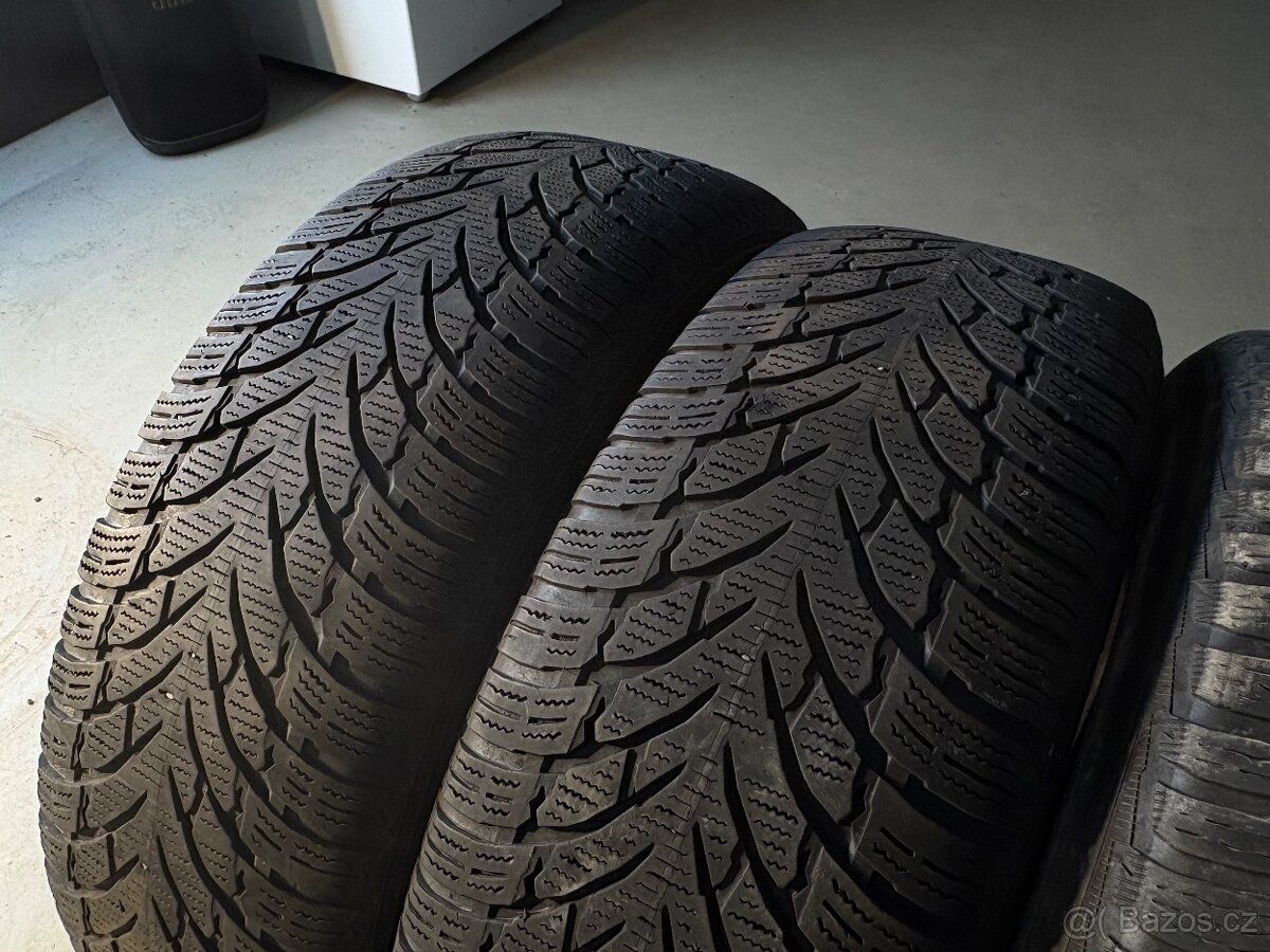 Zimní pneu Nokian + Michelin 215/65R17 - 2