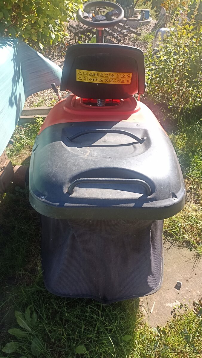 Zahradní traktůrek LT 61 B. YH 63RB - 2