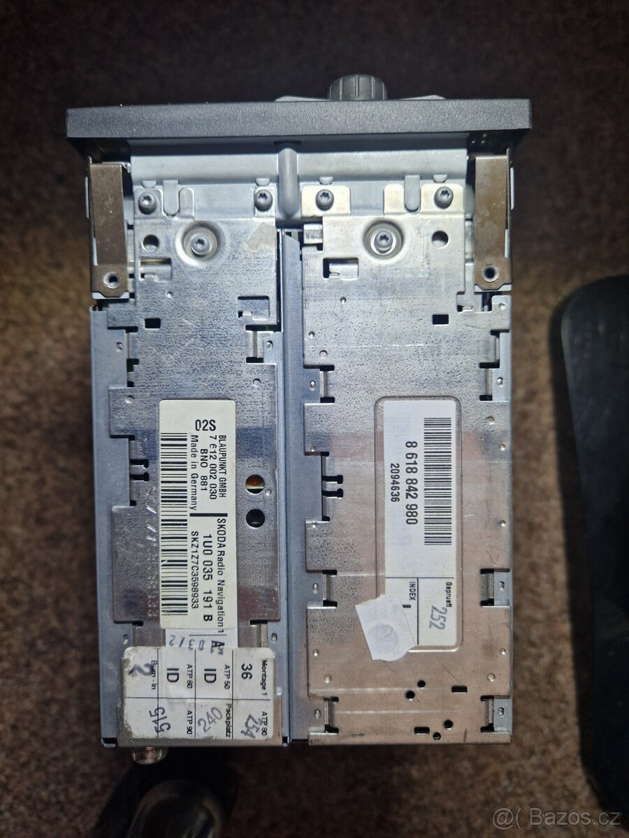 Radio MFD CD ChangerRadio MFD CD Changer - 2