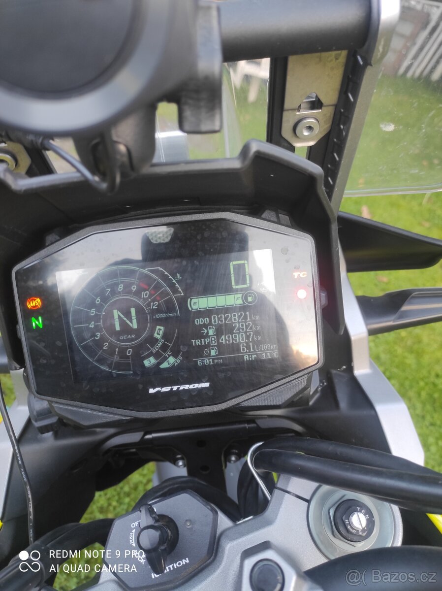 Suzuki DL 1050 XT V-Strom - 2