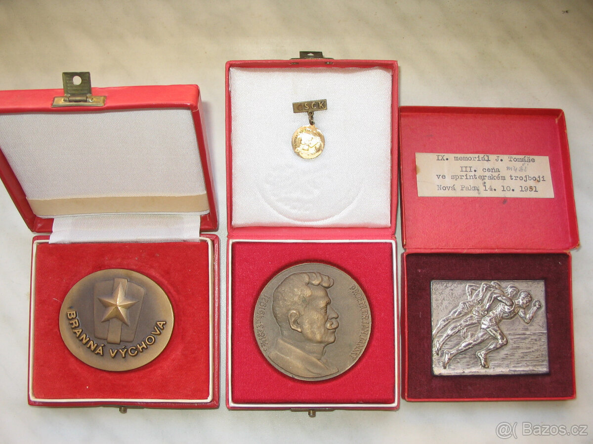 Medaile. - 2