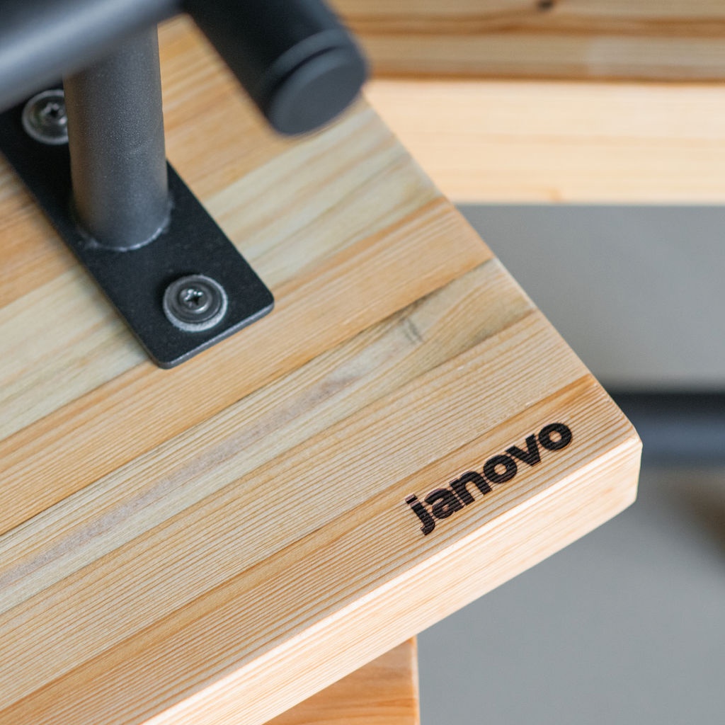 Prodám stolek z recyklovaných materiálů - 2