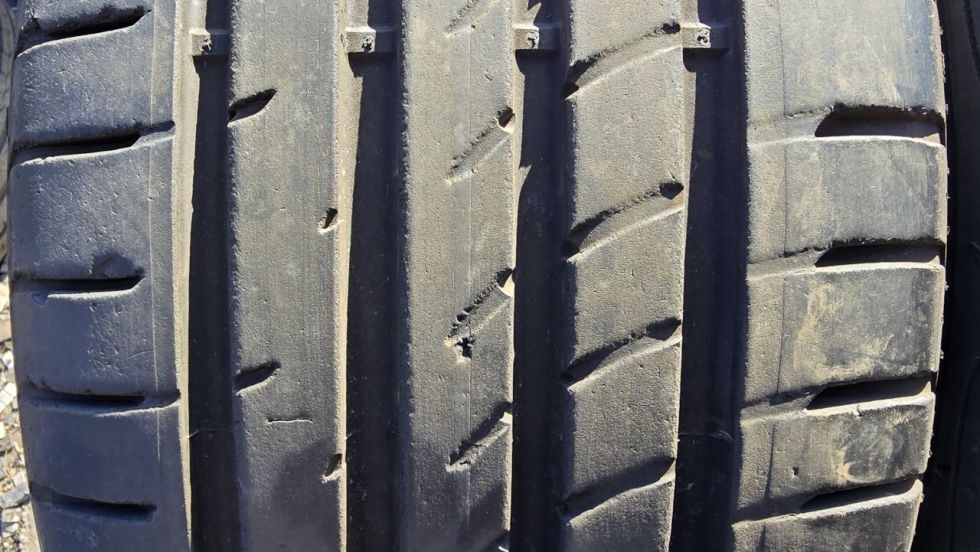 Letní pneu 245/45/18 Good Year - 2