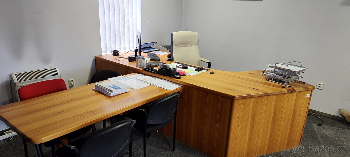 Kancelářský nábytek - 2