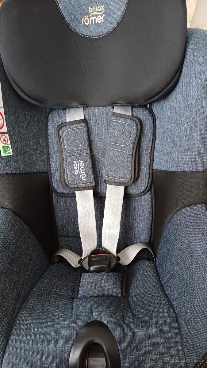 Britax Dualfix i-SIZE v barvě Blue Marble - 2
