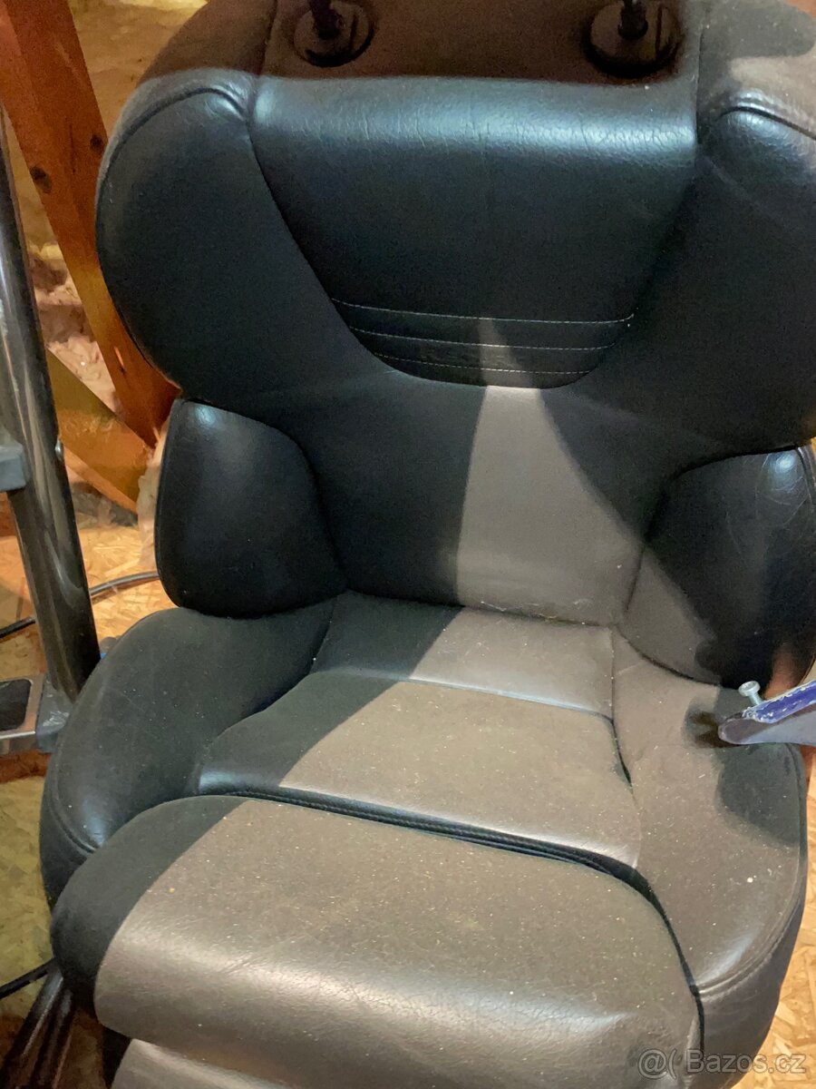 Sedačky přední audi - 2