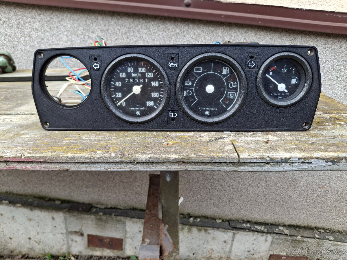 ŠKODA 105 / 120 - BUDÍKY - 2