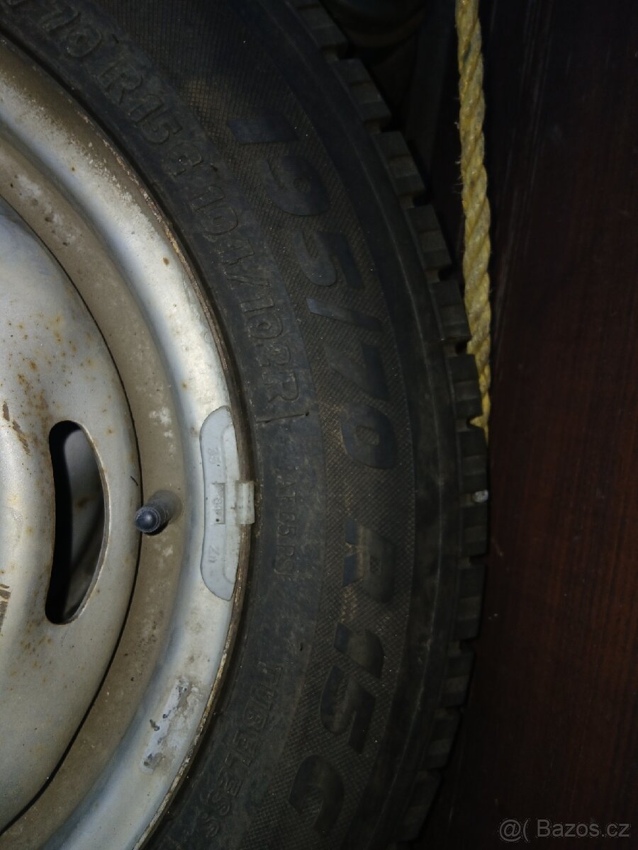 Kola Ford transit - 2