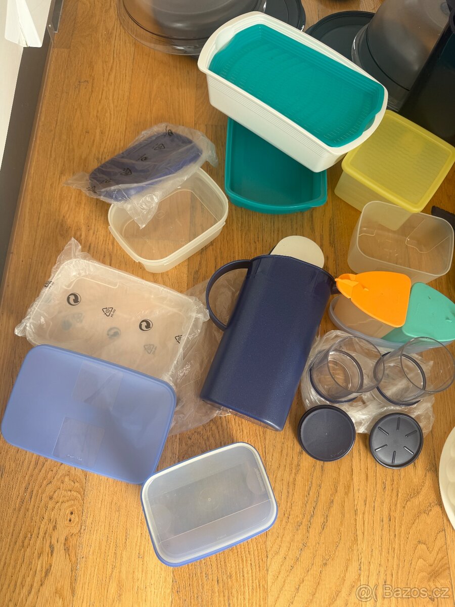 Tupperware - 2