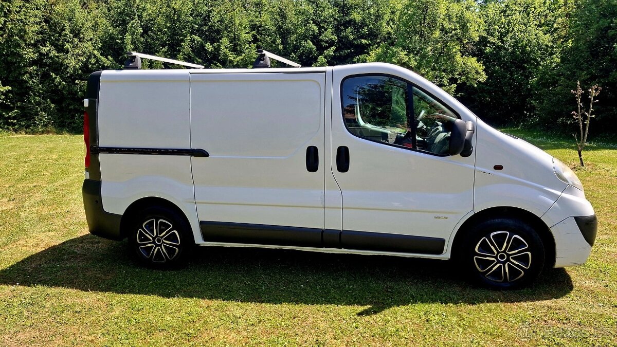 Opel vivaro 2.0 dci 84kw - 2