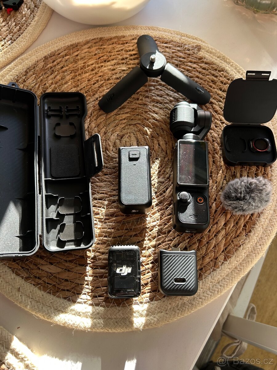 DJI osmo pocket 3 creator combo - 2