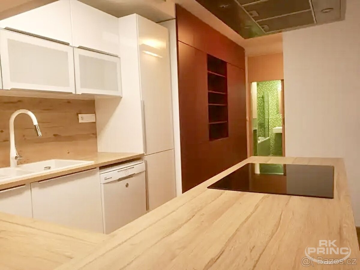 Pronájem moderního bytu 3+kk - Milíčovský háj - 2