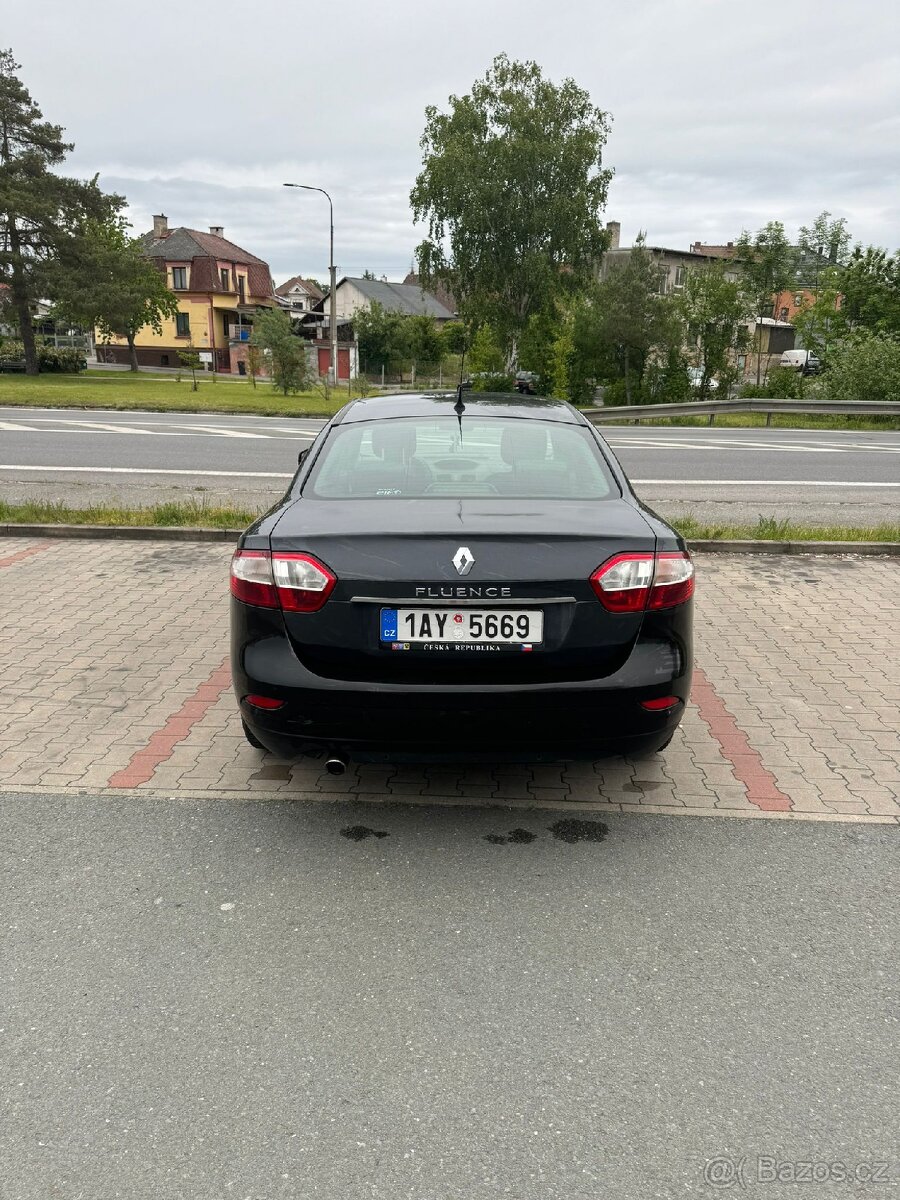 RENAULT FLUENCE - 2