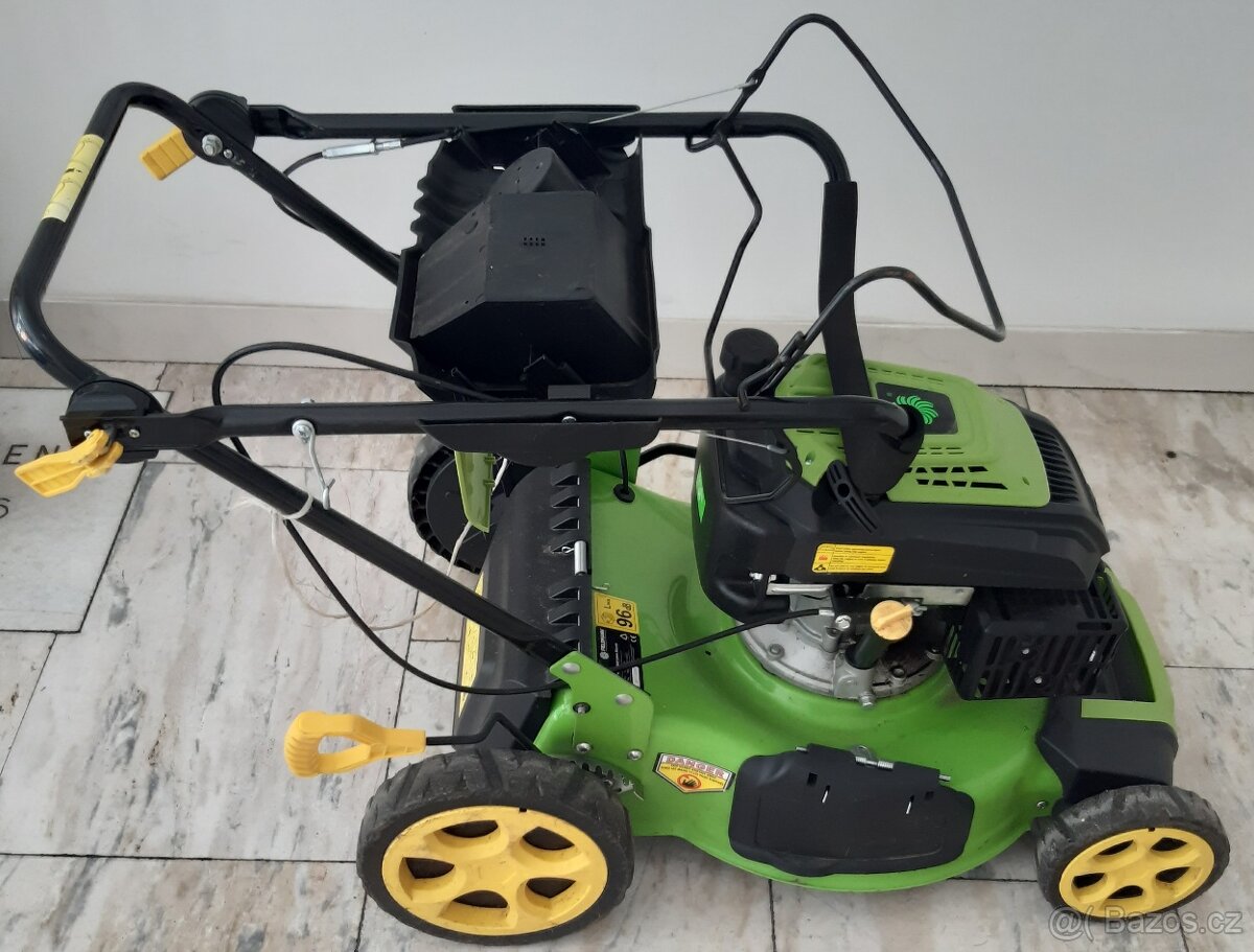 Sekačka Fieldmann - 2