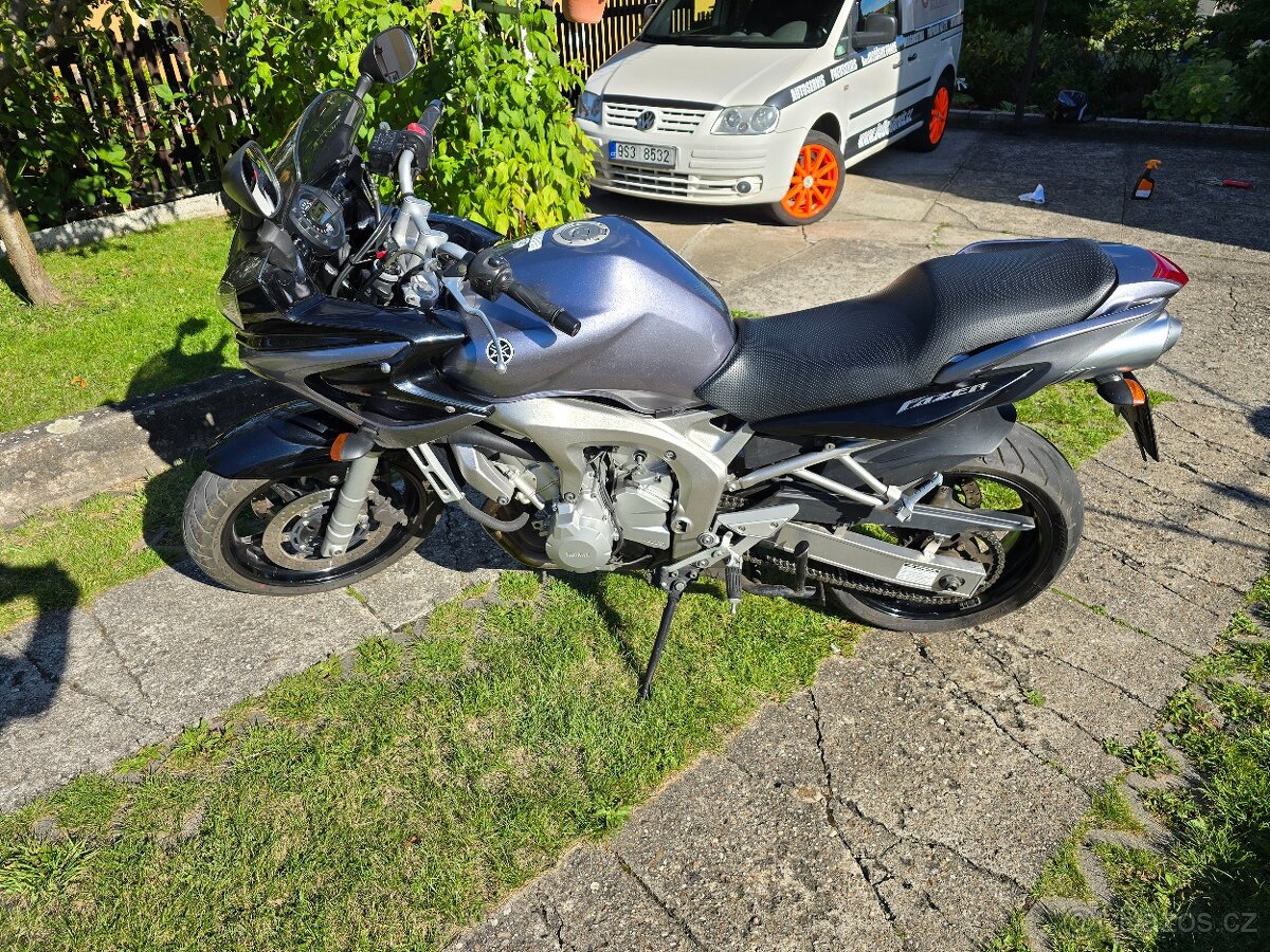 YAMAHA FZ6 FAZER - 2