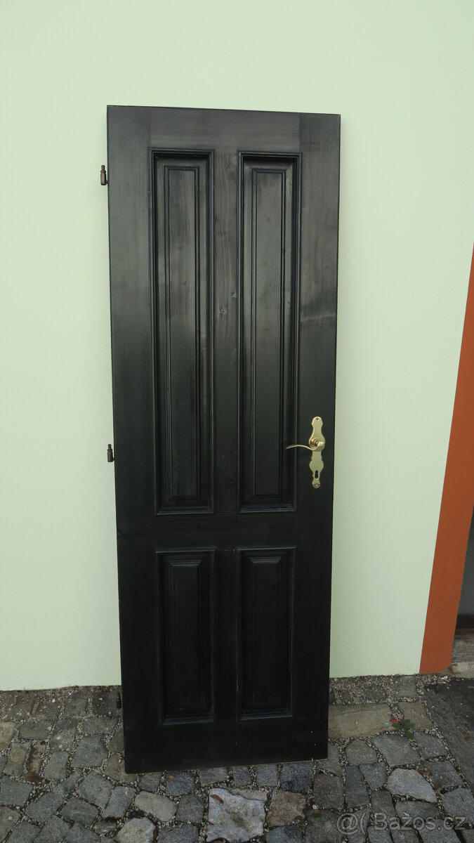 Masivní dřevěné dveře - 2