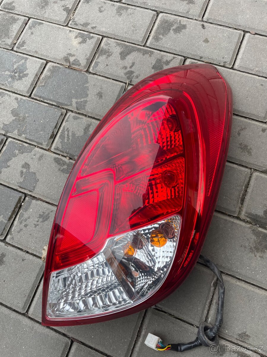 HYUNDAI I20 pravé zadní světlo - 2