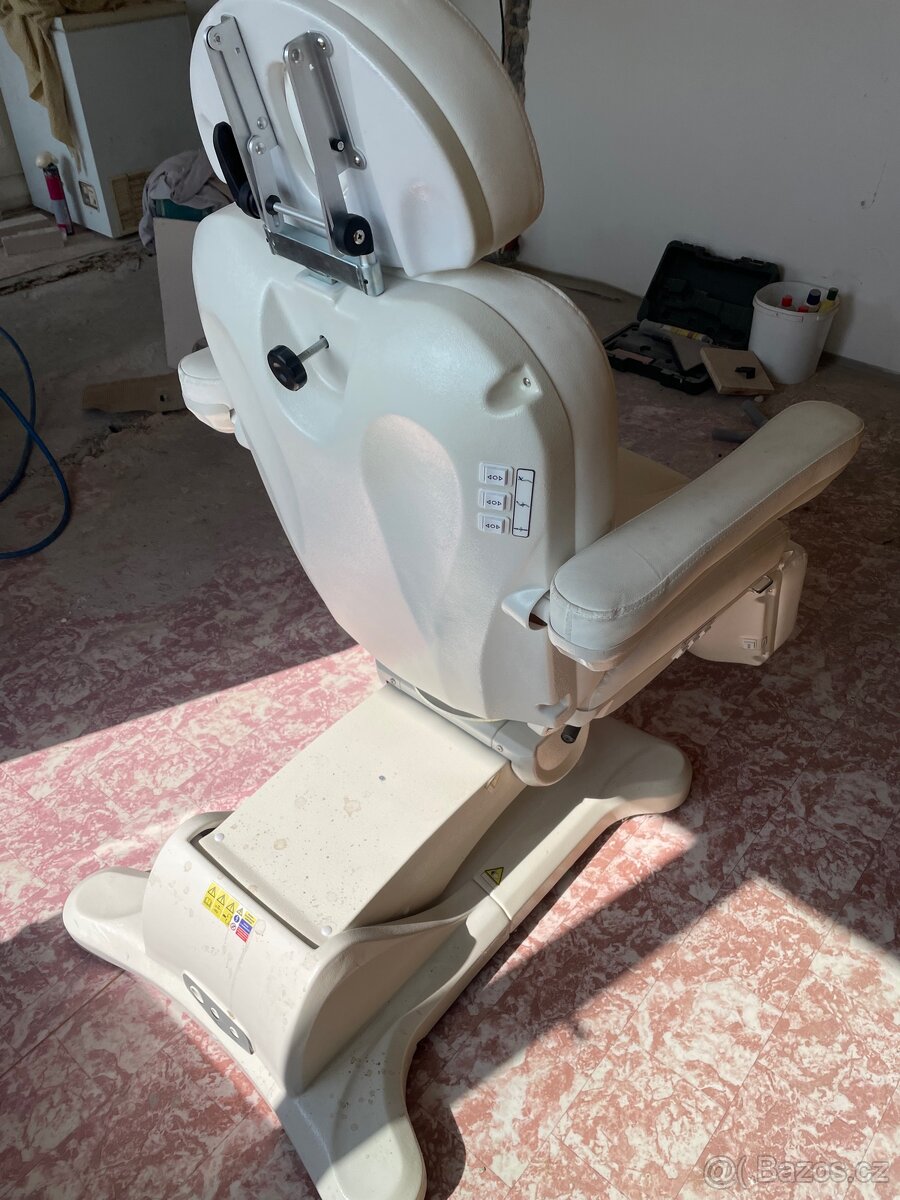 Elektrické pedikerské křeslo - 2
