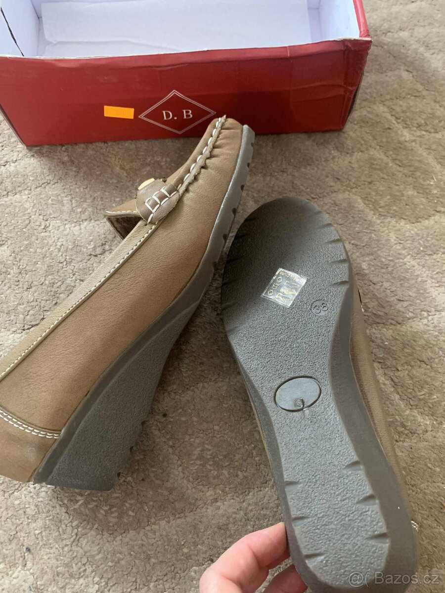 Nové dámské polobotky vel. 38 - 2