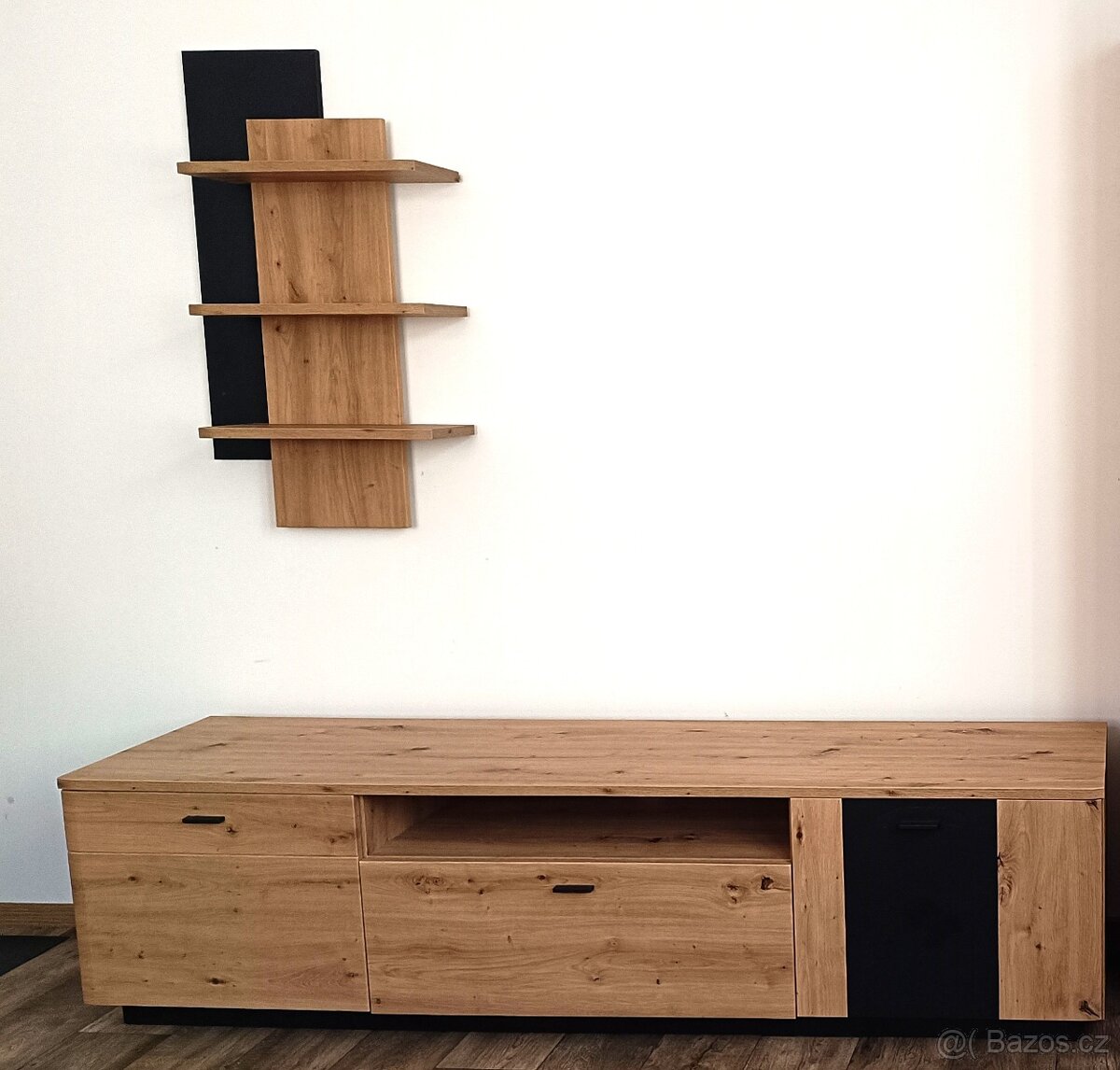 Obývací sestava, stav nového, celkem 5 ks. - 2