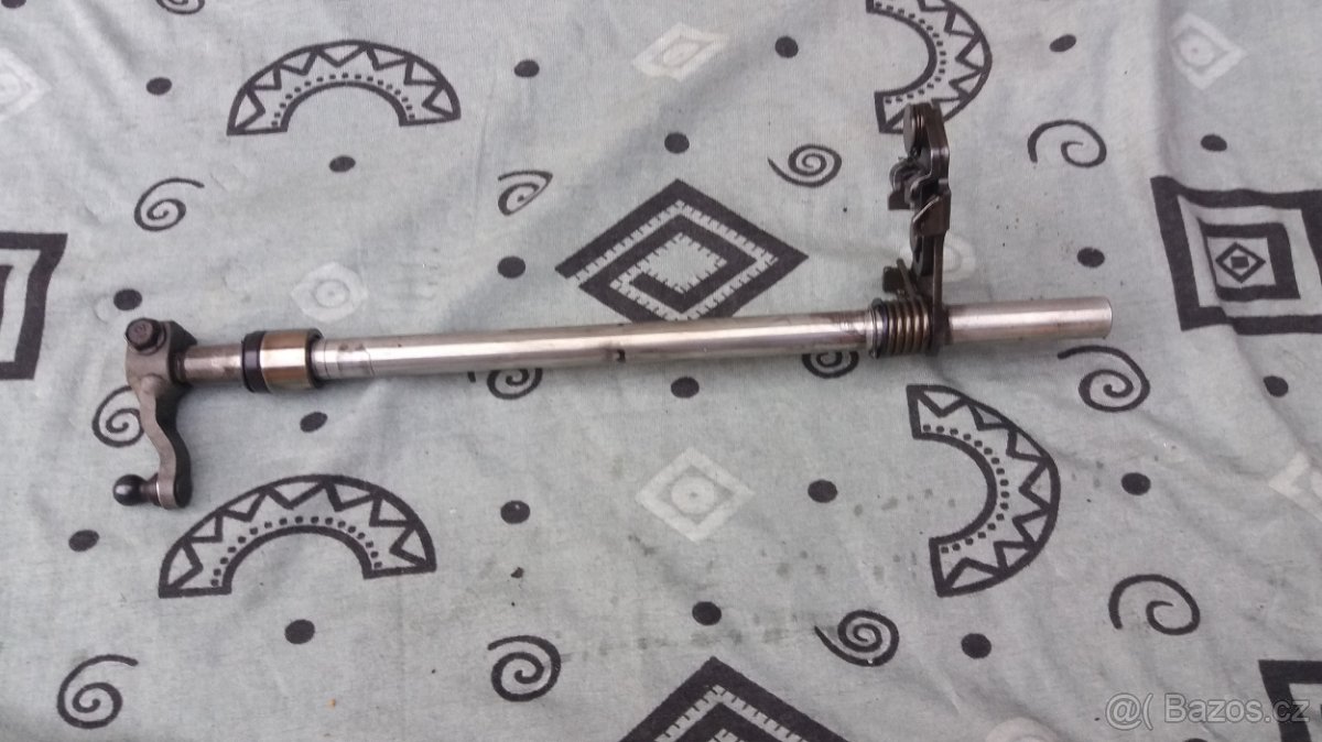 Honda CB600F Hornet 2005 PC36 díly z motoru - 2