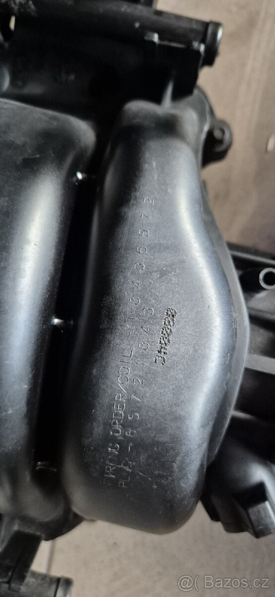 Kolektor sání vzduchu - 5.7 hemi - 2