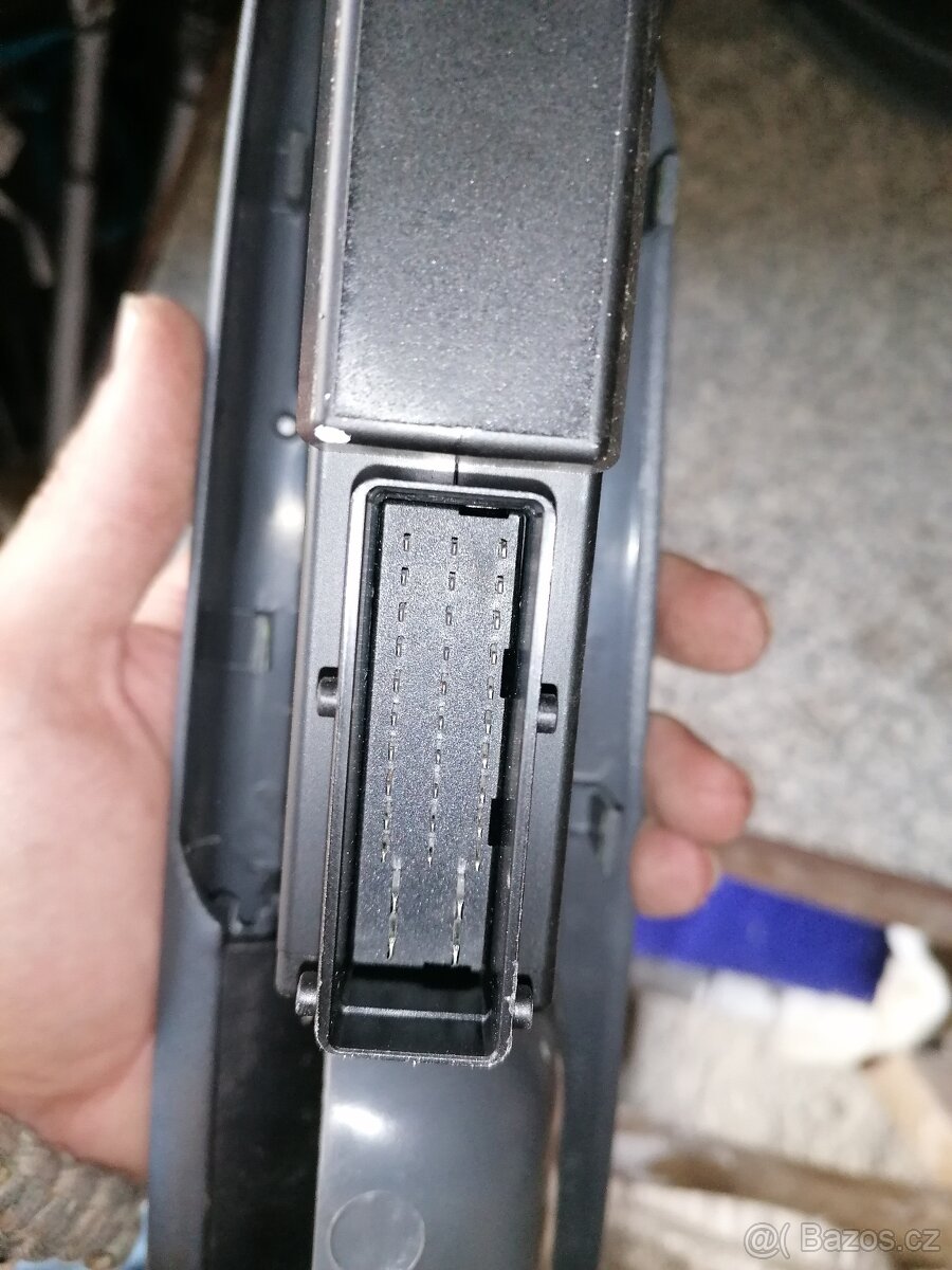 Díly z Škoda Octavia 1 - 1997, kaslík, kryt, klima, ovládání - 2