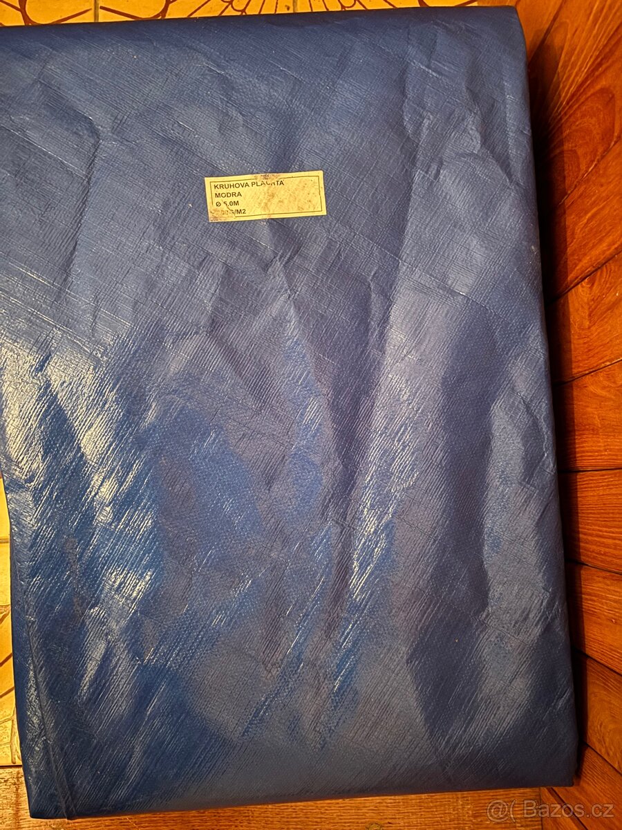 Modrá krycí plachta kruhoá - 2