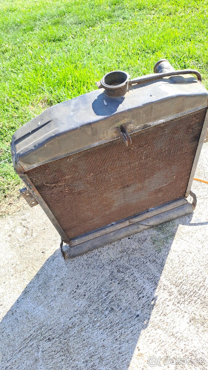 Škoda 1203 chladič - 2