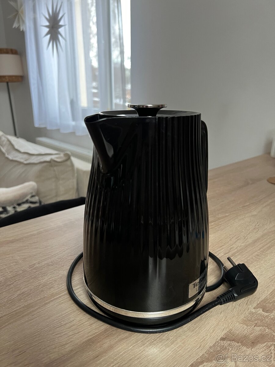 Rychlovarná konvice Tefal Loft - 2