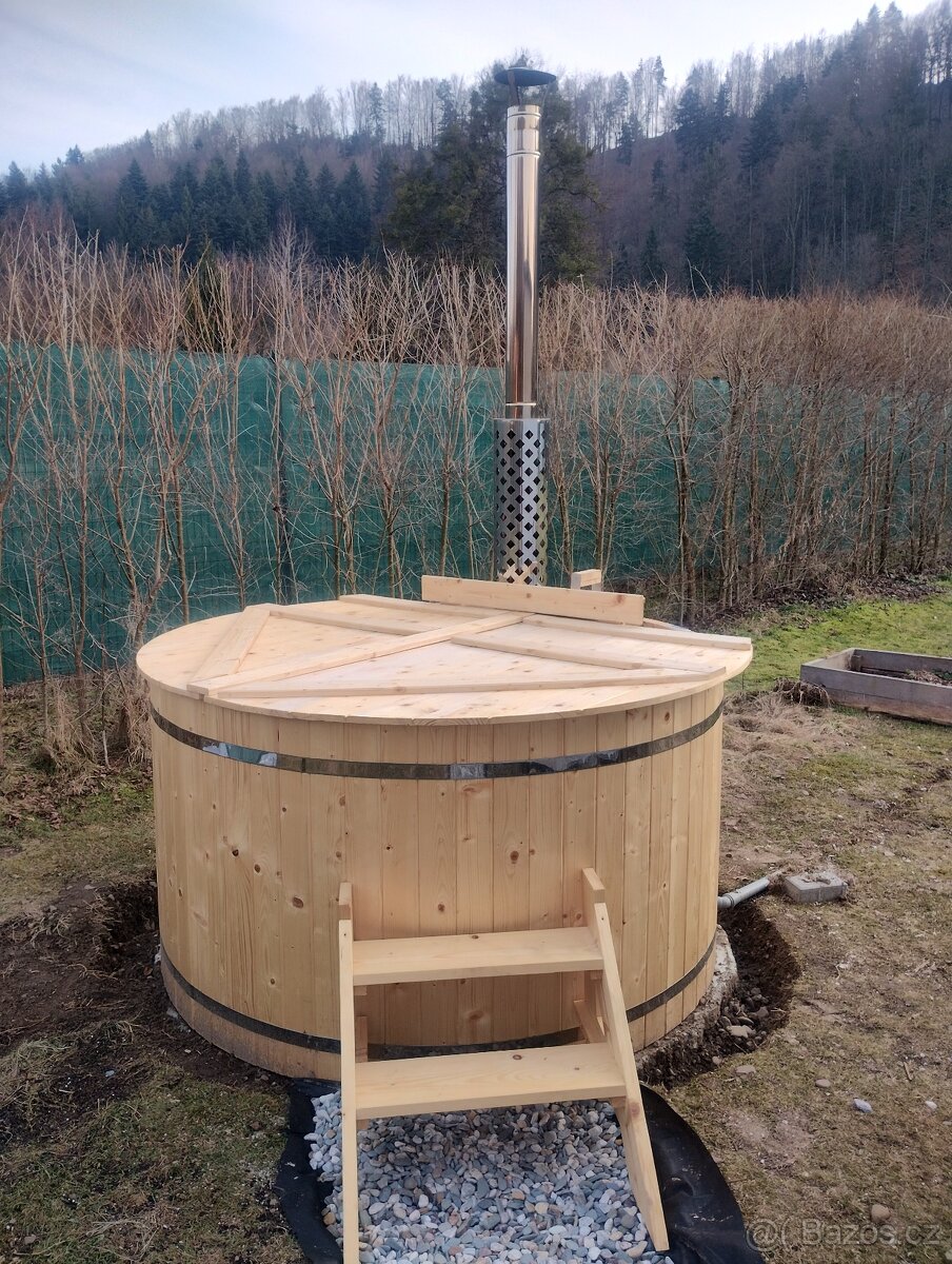 Dřevěná káď - 2