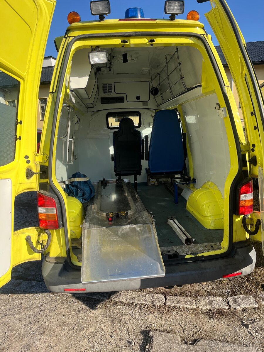 Volkswagen Transportér T5 - 2