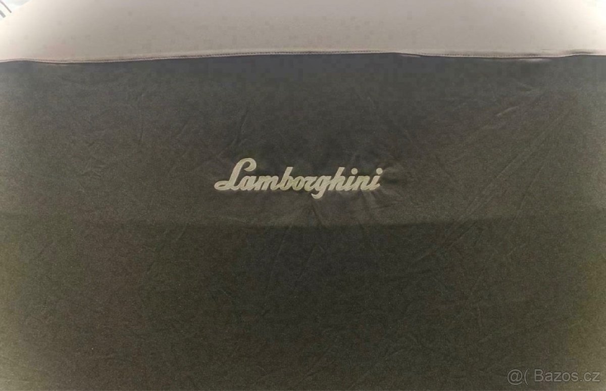 Lamborghini Urus originál plachta - 2