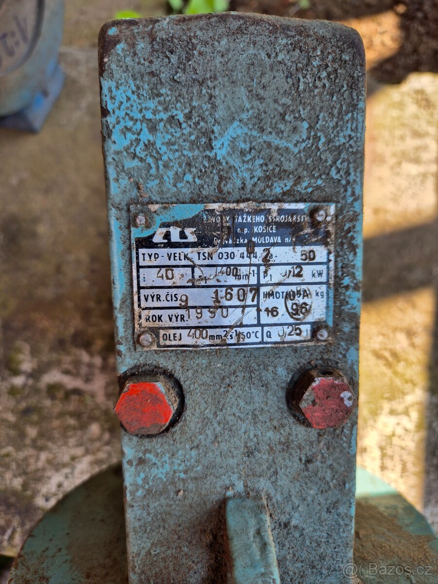 Úhlová převodovka - 2