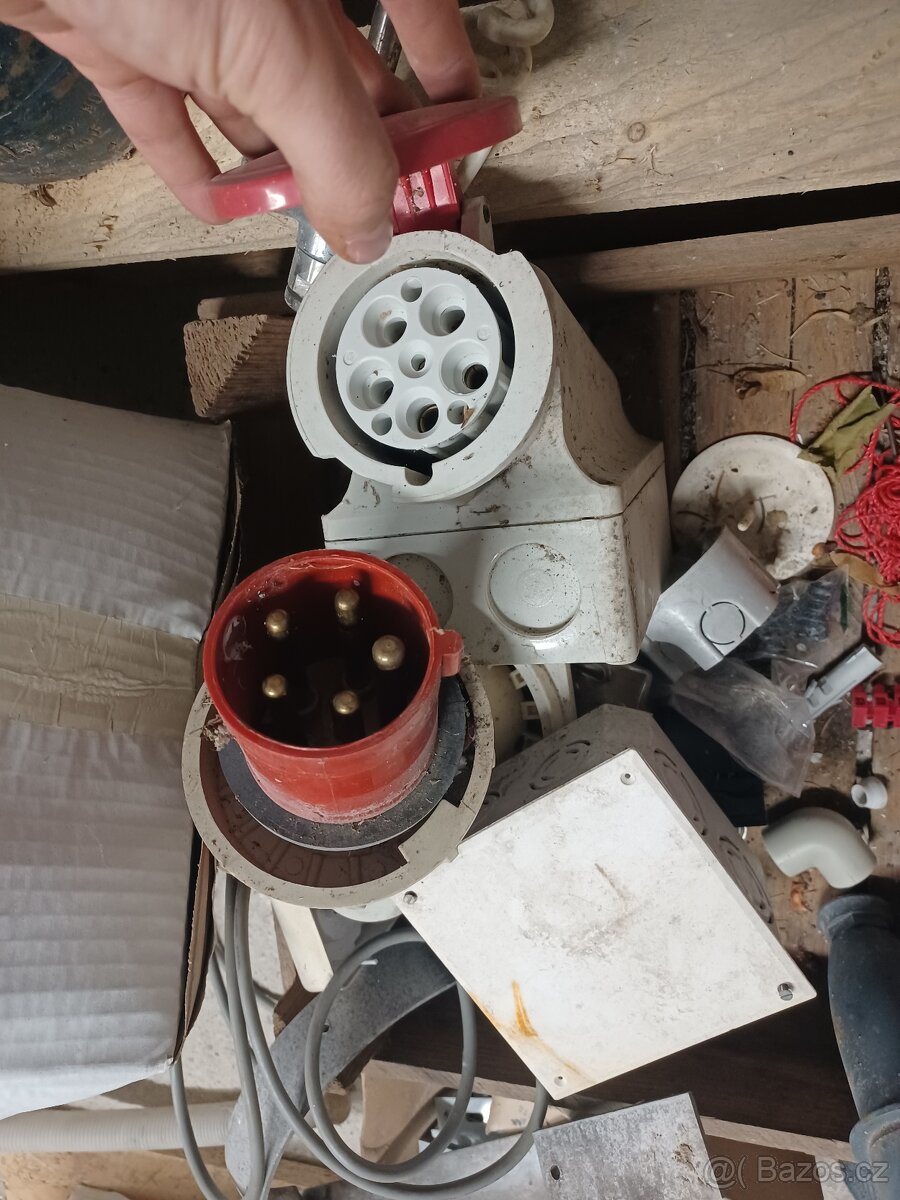 Napojení zásuvka 400 v - 2