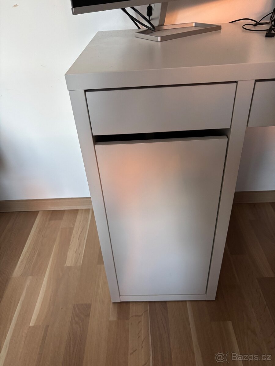 Psací stůl Micke - 2