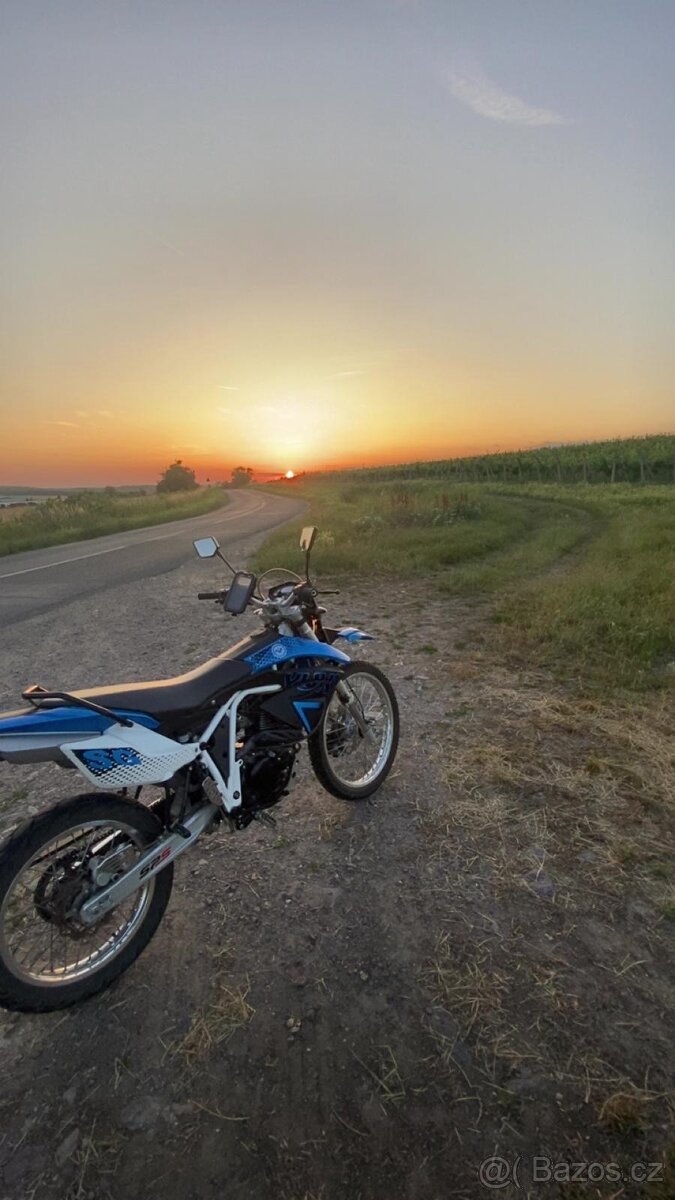 Yuki 125 i SG