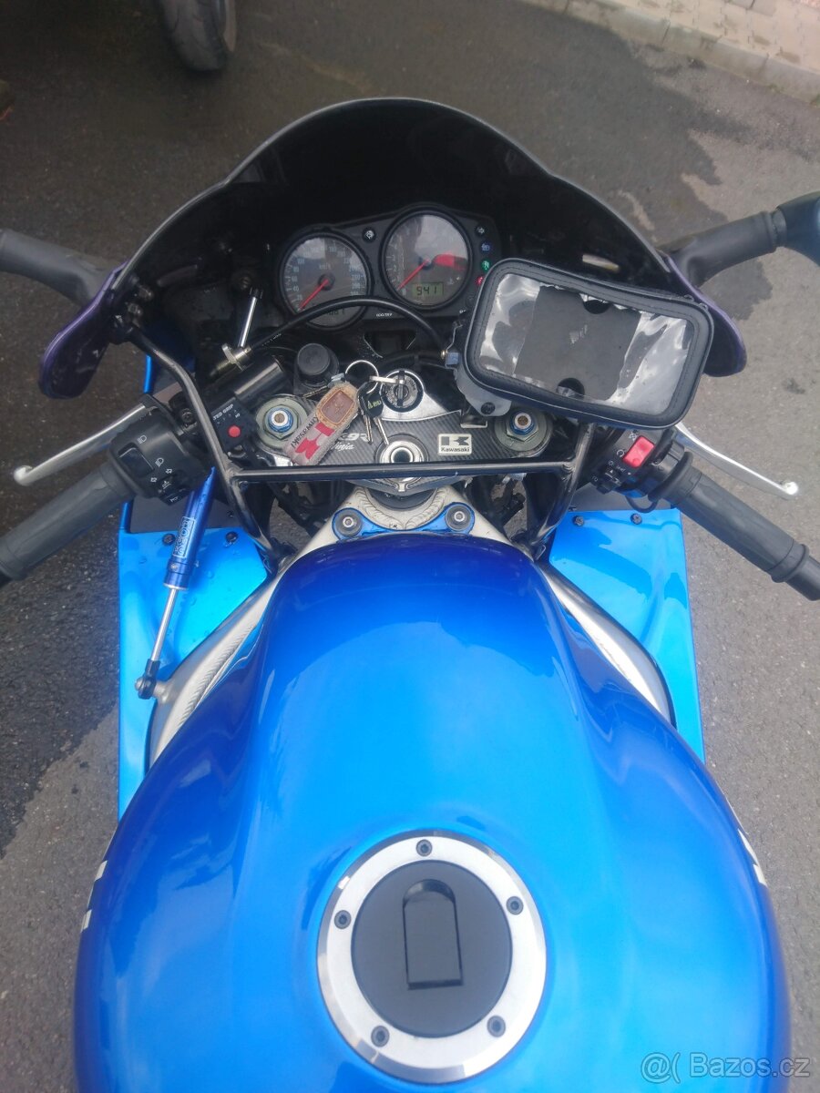 Prodám kawasaki zx-9R 2001 ninja top hodnoc. na moto serveru - 2
