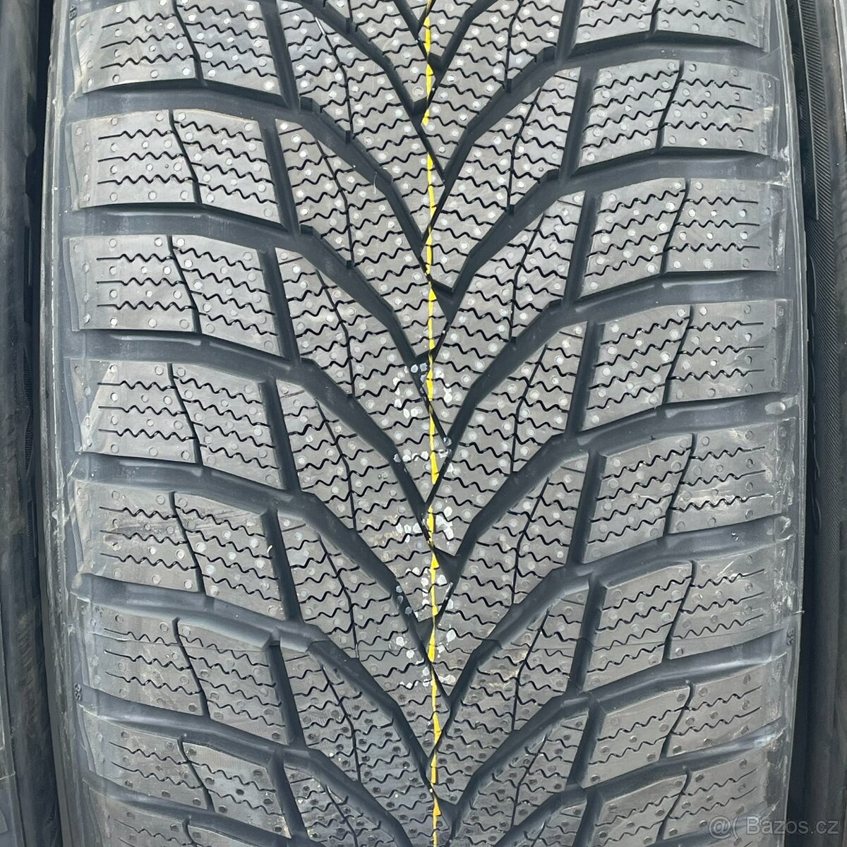 Nove Zimni pneu 215/55 R16 97H XL Nexen - 2