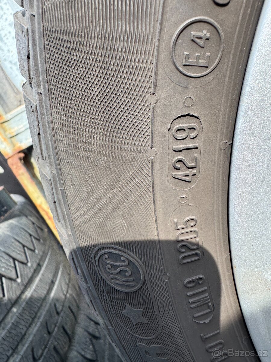 Zimní komplet 16" RIAL rozteč 4x100 - 2