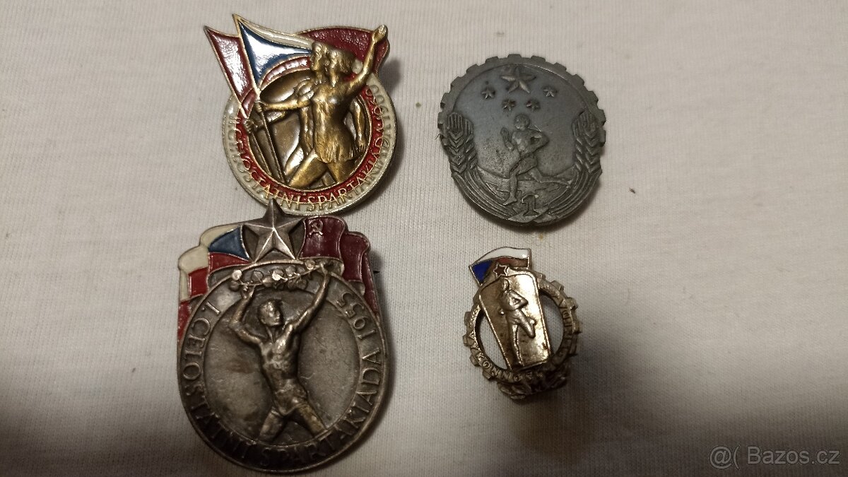 Prodám konvolut odznaku - 2