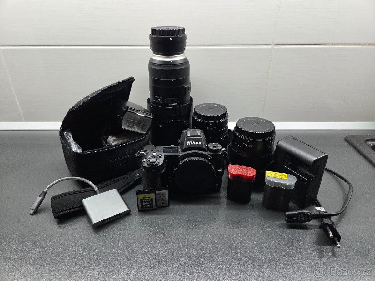 PRODÁM Nikon Z6, 3 objektivy a spousta příslušenství - 2