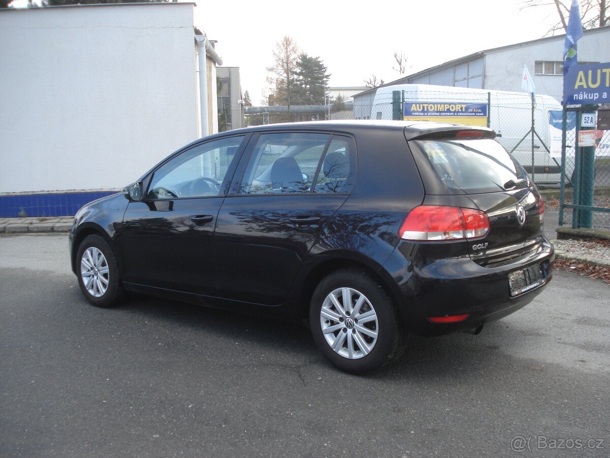 Volkswagen Golf 1.6 TDi TRENDLINE - 2