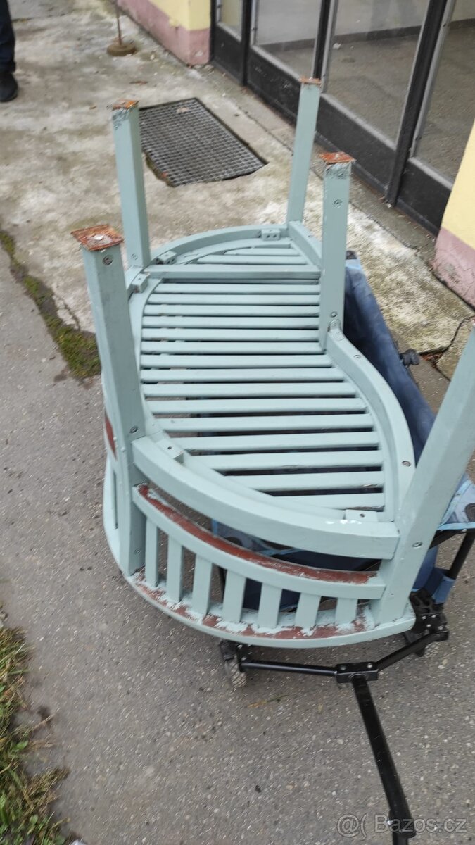 Zahradni lavicka - 2