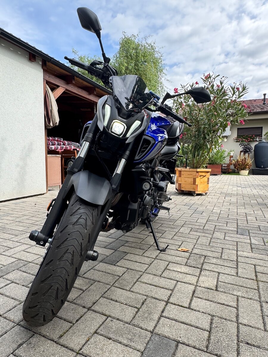 Yamaha MT-07 - 2