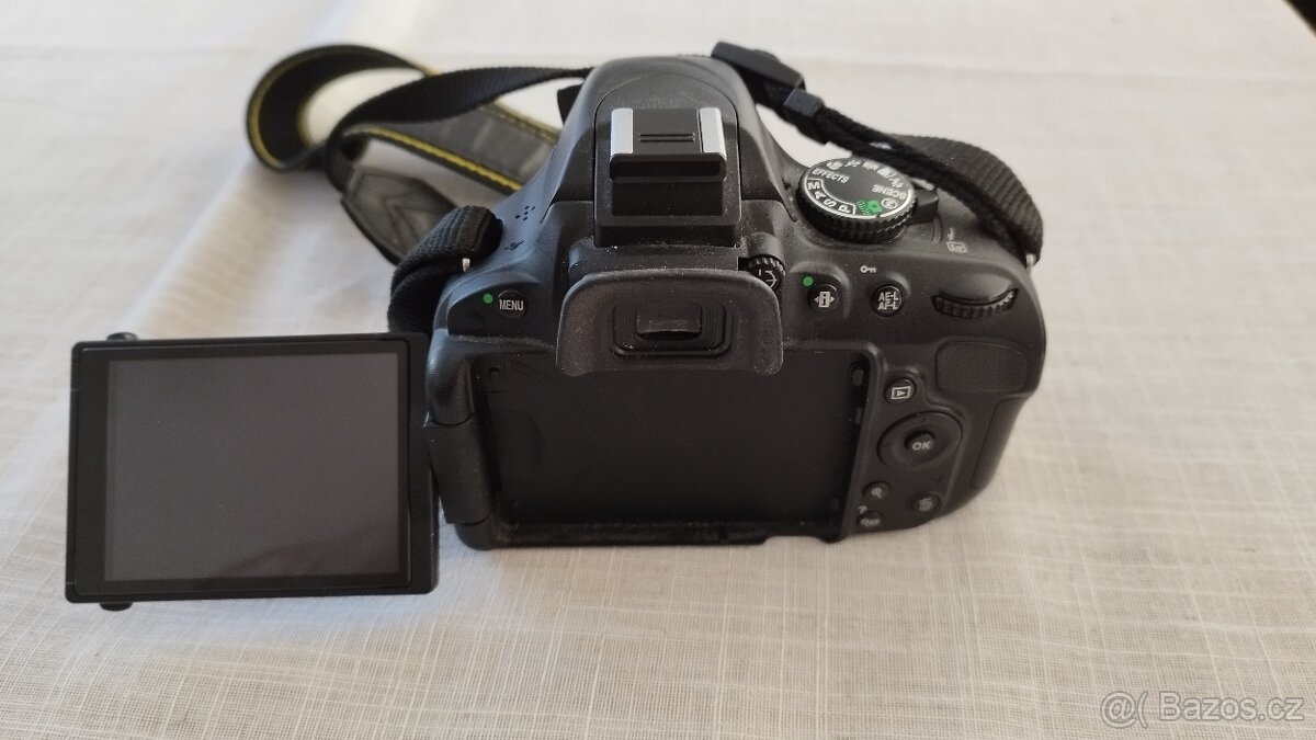 Nikon D5100 + objektivy - 2