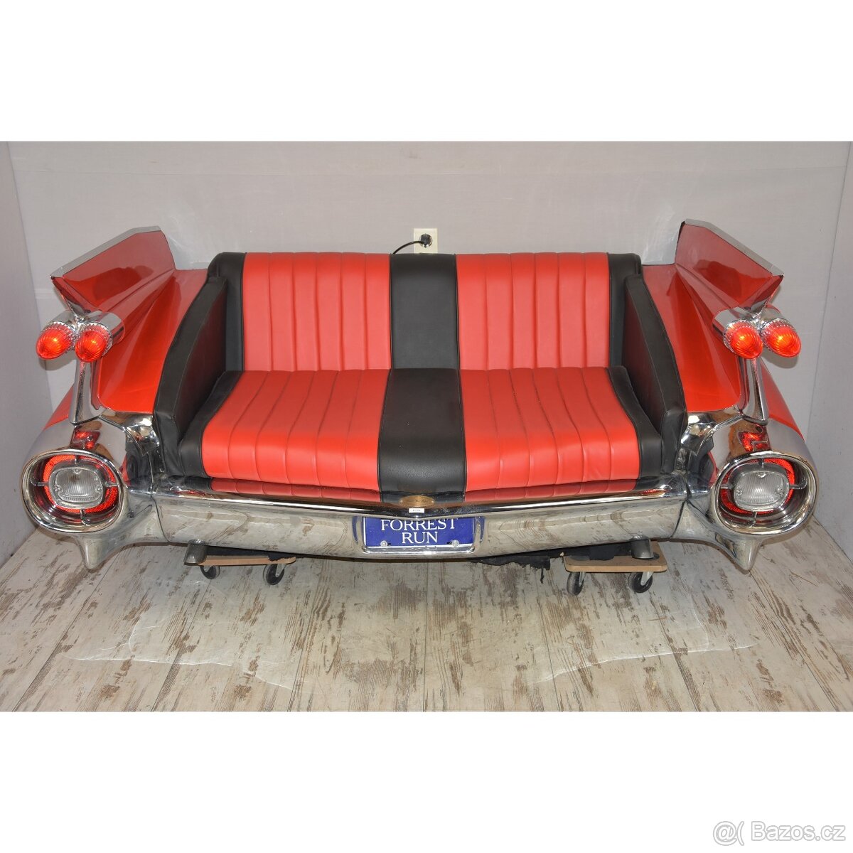 USA čerpací stojany, cedule, jukeboxy a další dekorace - 2